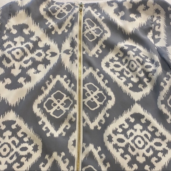 🍋 Lulus XS Short Sleeve Shift Dress Blue/White Design. - Picture 4 of 4